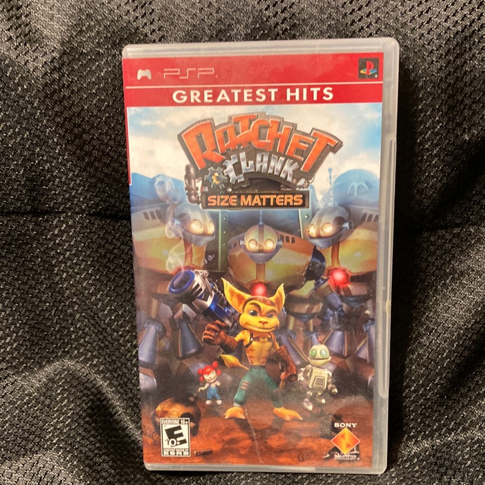 Used Ratchet & Clank Size Matters PSP game